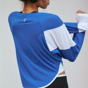 FP Movement Spotlight Layer Top Blue with White Accent size Large